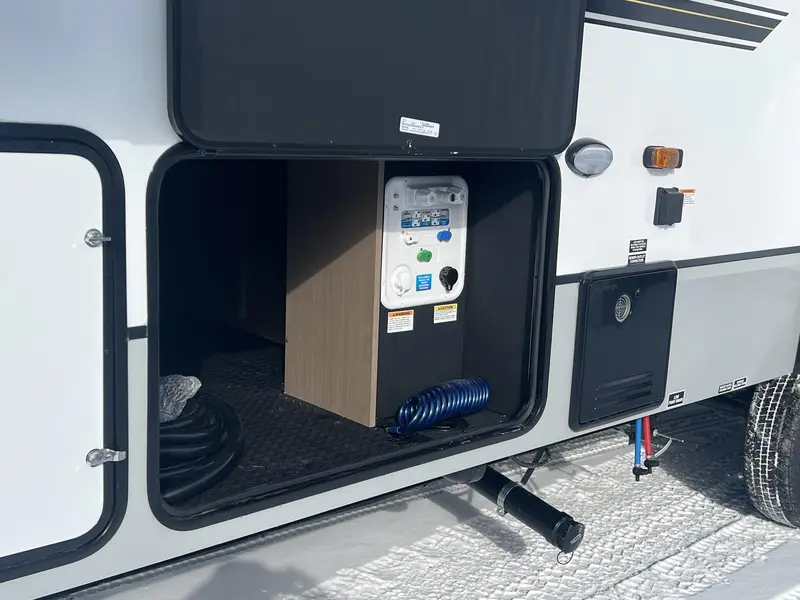 2025 KZ-RV Durango H-T D240RKD