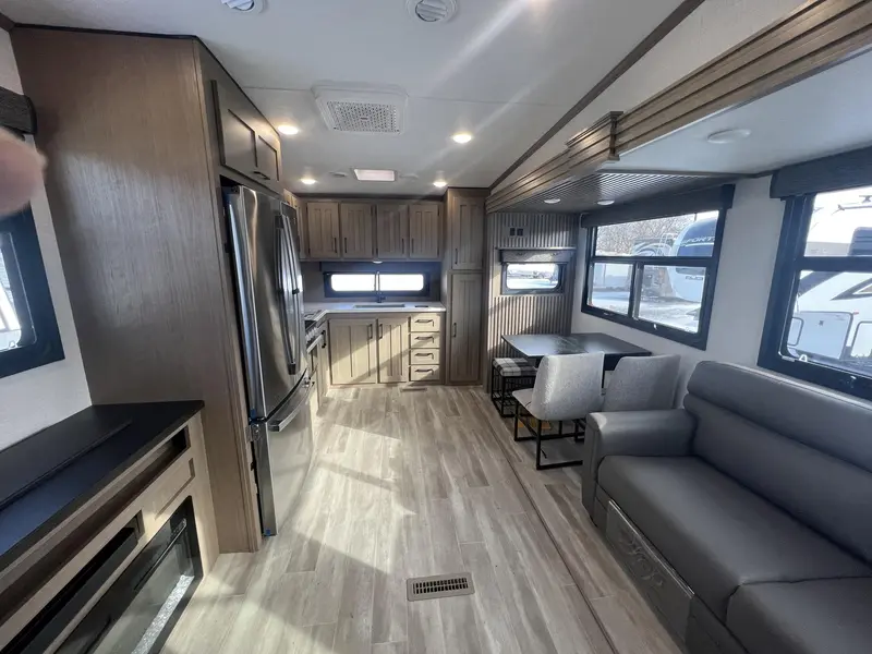 2025 KZ-RV Durango H-T D240RKD