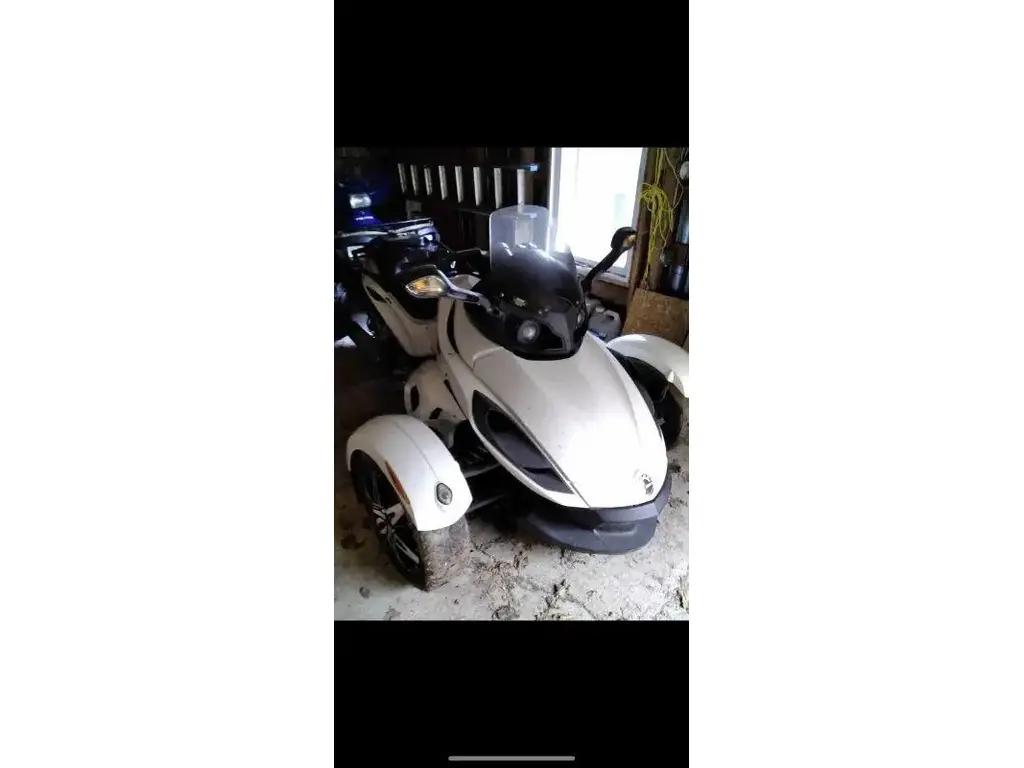 2010 Can-Am SPYDER RS