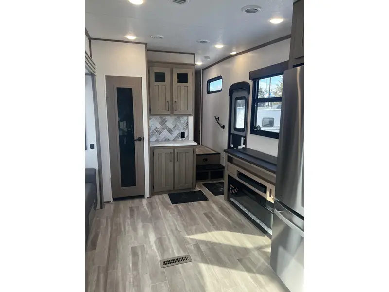 2025 KZ-RV Durango H-T D240RKD