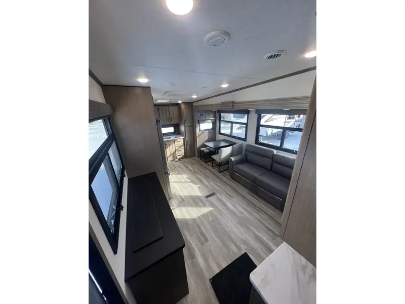 2025 KZ-RV Durango H-T D240RKD