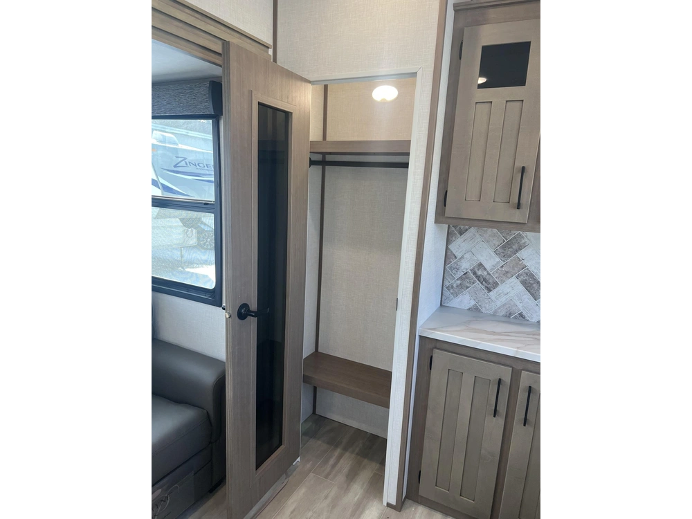 Kz-rv Durango H-t D240rkd 2025 alt