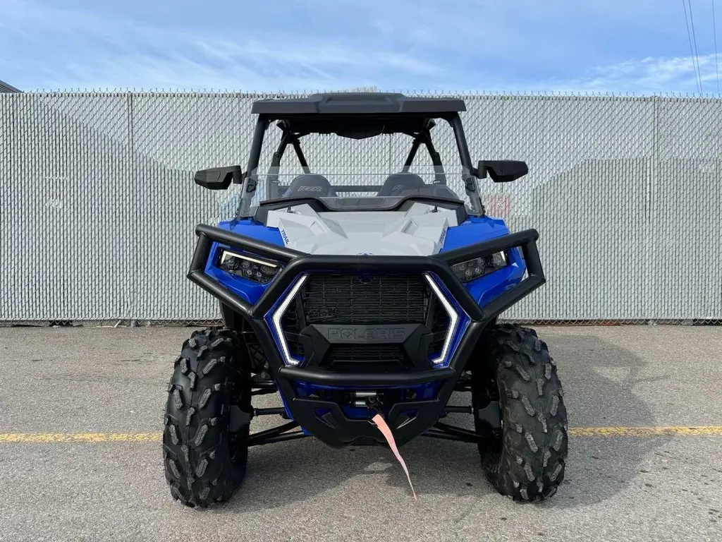 2022 Polaris RZR TRAIL PREMIUM   (PLUS PROMO DE 800*)