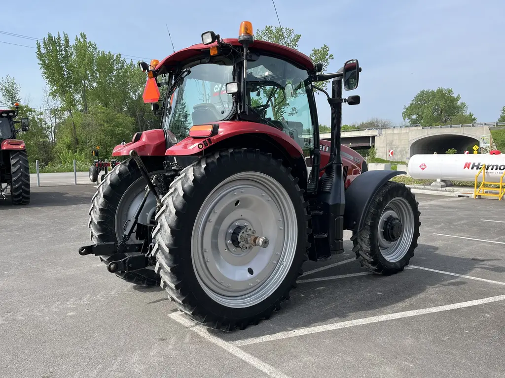 2013 Case IH Maxxum 125