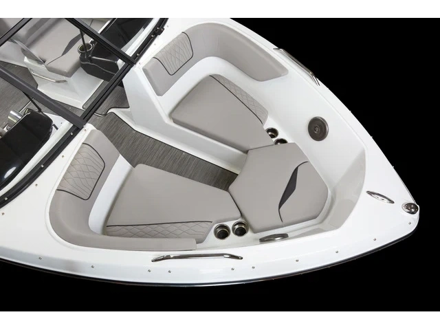 2024 Glastron Gx 215 W/mercruiser 4.5l 250hp alt