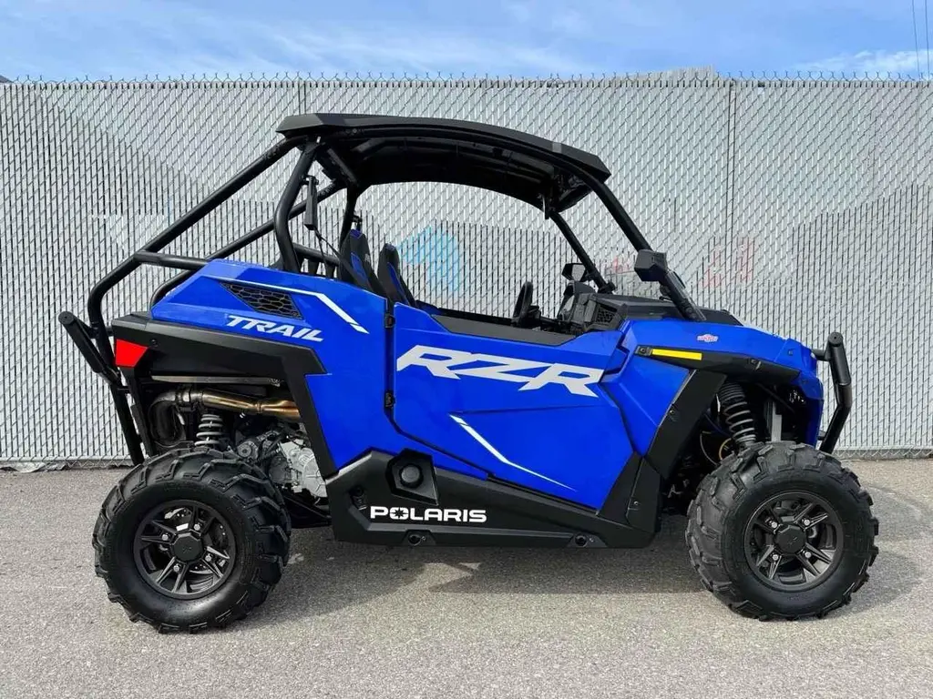 2022 Polaris RZR TRAIL PREMIUM   (PLUS PROMO DE 800*)