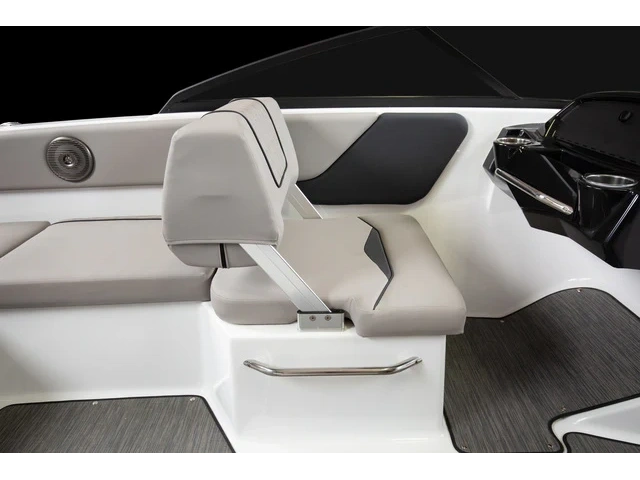 2024 Glastron Gx 215 W/mercruiser 4.5l 250hp alt