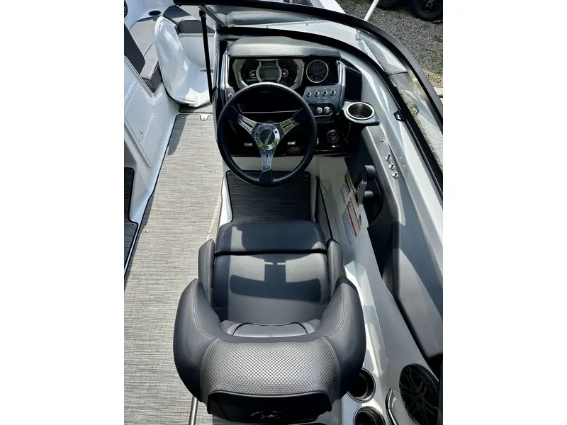 2023 Scarab SBI 215 IDENTITY JET TWIN ROTAX 300