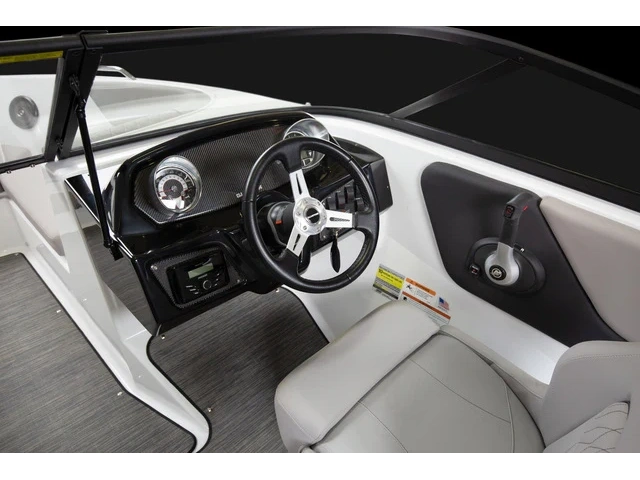 2024 Glastron Gx 215 W/mercruiser 4.5l Mpi alt