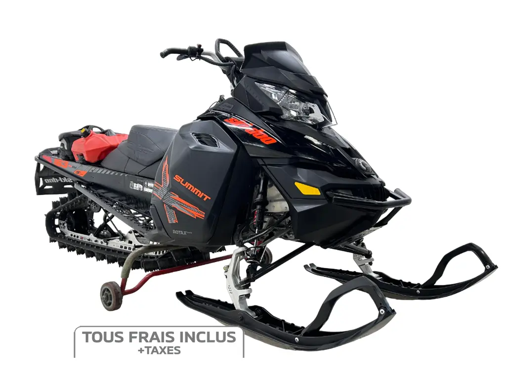 2015 Ski-Doo Summit X 800R E-TEC 163 - Vendu tel quel. Frais inclus+Taxes