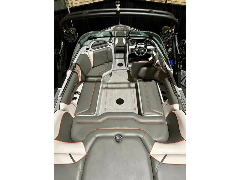 Sanger V237 SX INDMAR 6.2L RAPTOR 400 2024
