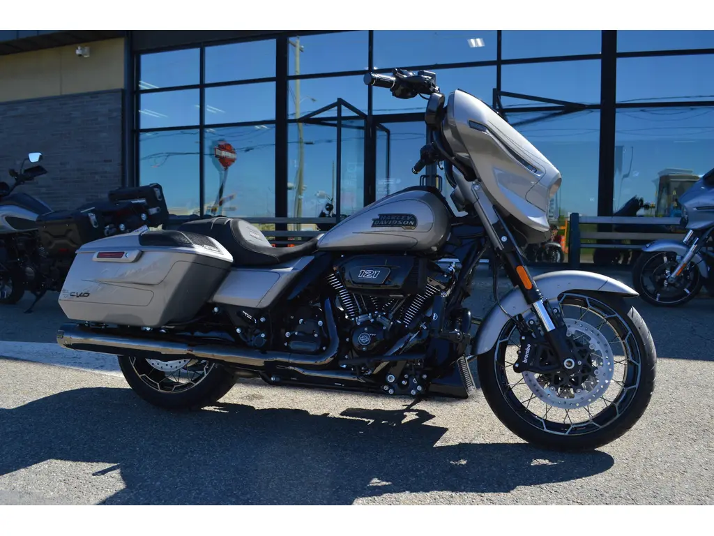 Harley-Davidson FLHXSE 2023 - CVO STREET GLIDE