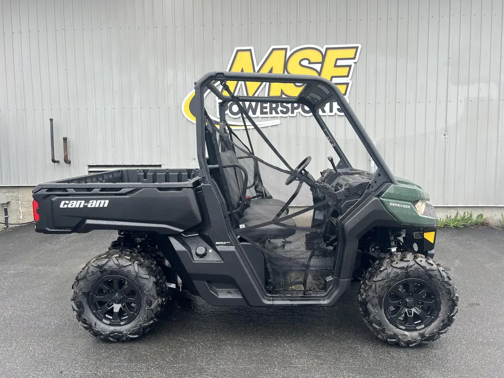 Can-Am DEFENDER DPS HD7 2024