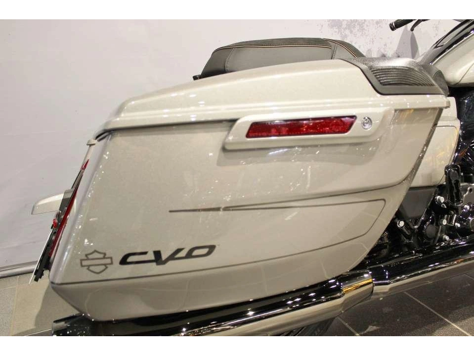 Harley-davidson Street Glide Cvo 2023 alt