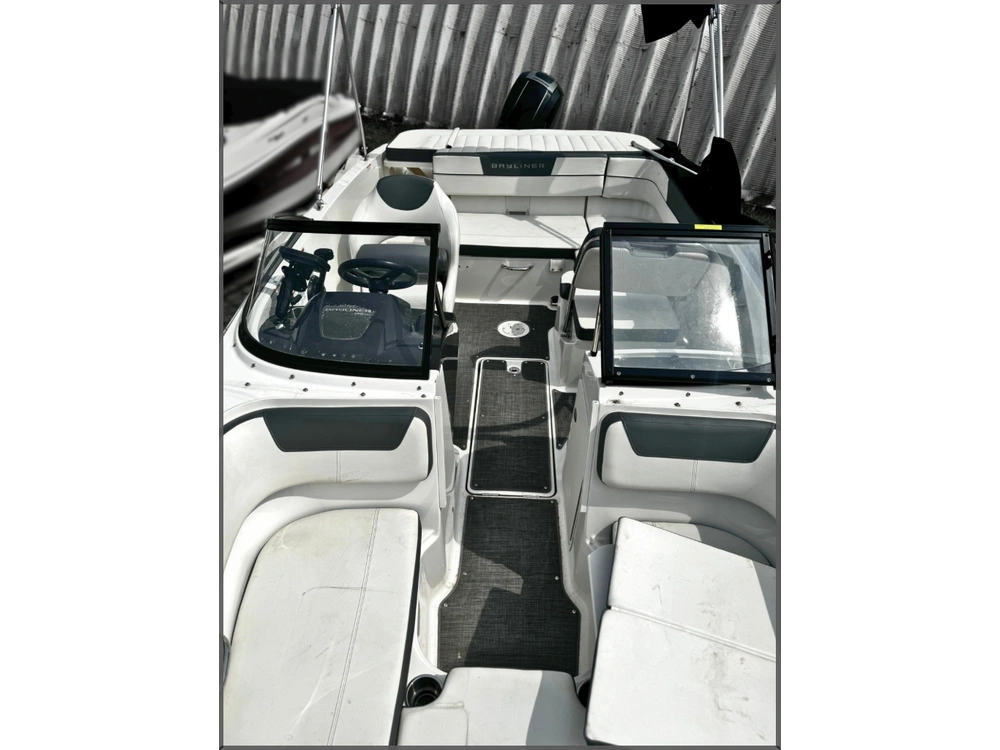2018 Bayliner Vr5 Outboard alt