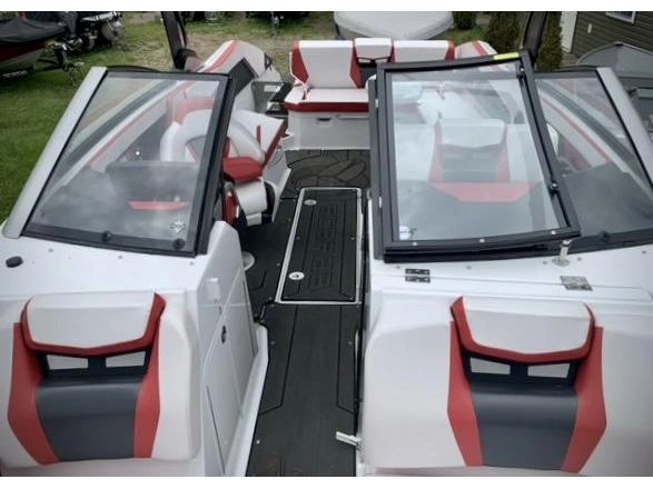 2024 Scarab 285 Id Twin Rotax 300 alt