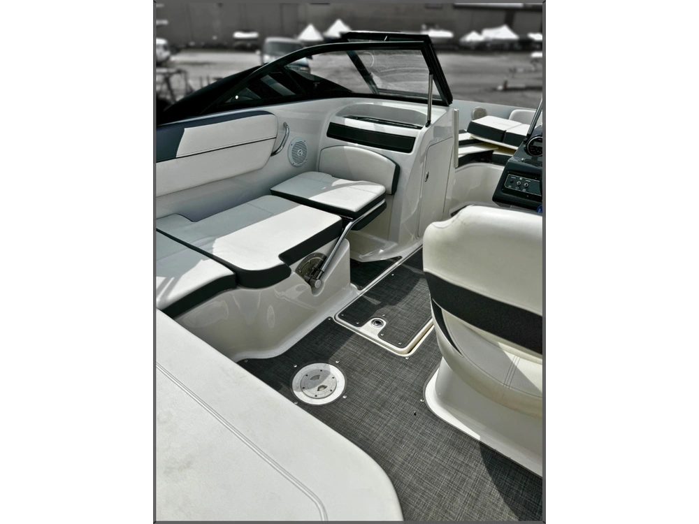 2018 Bayliner Vr5 Outboard alt