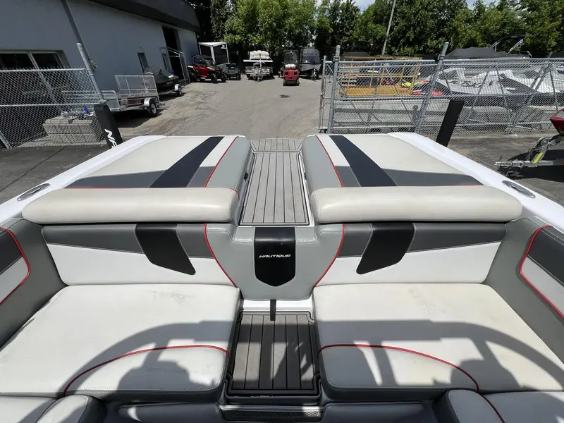 2012 SUPER AIR NAUTIQUE TEAM 230 **MODELE 23 PIEDS RARE SUR LE MARCHÉ**