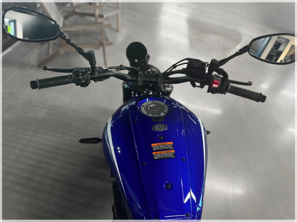 2024 Yamaha Xsr700 alt