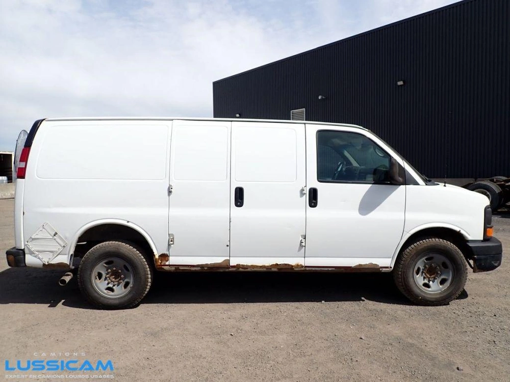 Chevrolet Express 2012
