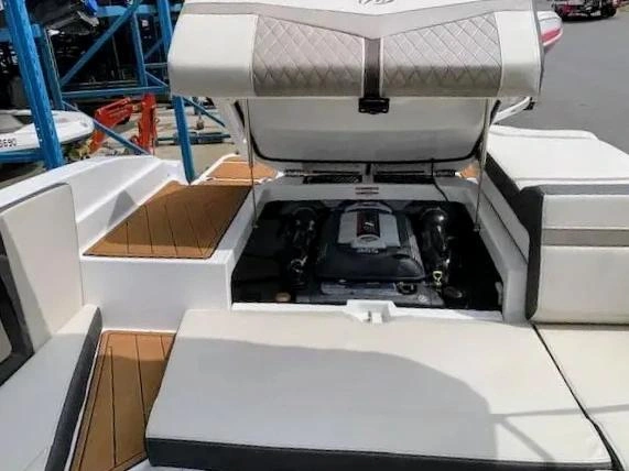 2022 Monterey Boats 238ss 6.2l 300hp alt