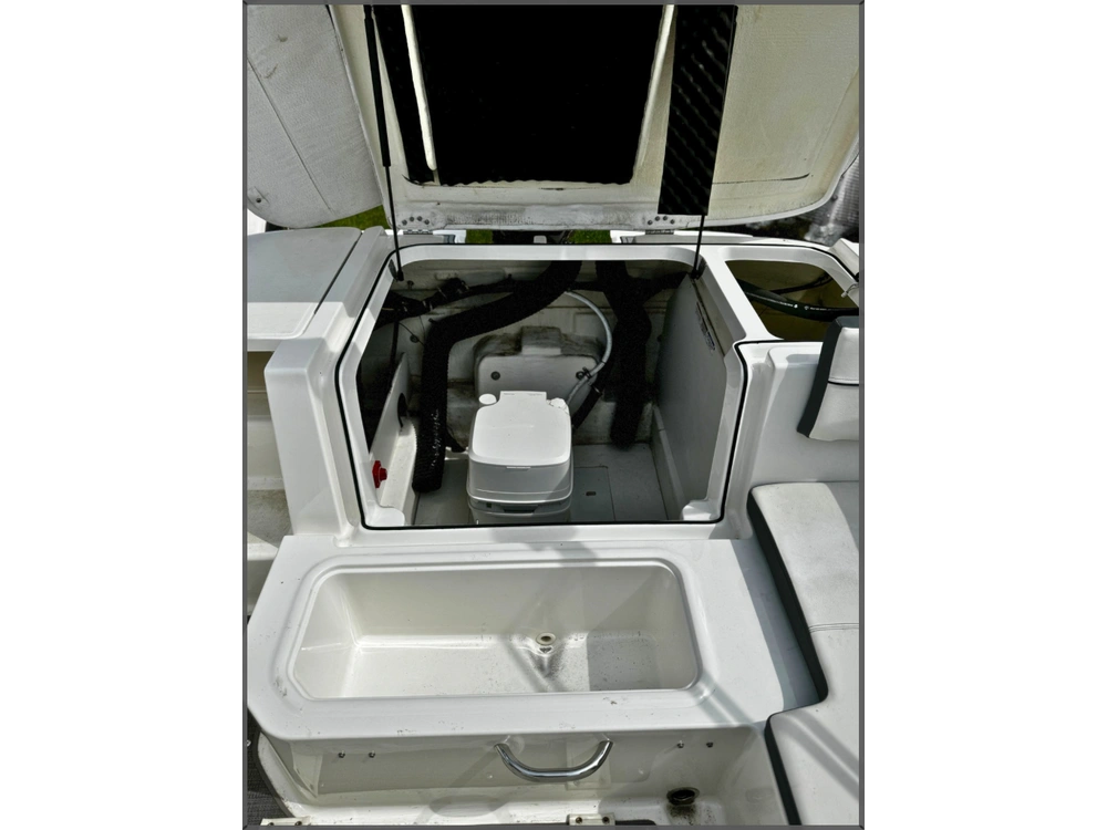 2018 Bayliner Vr5 Outboard alt