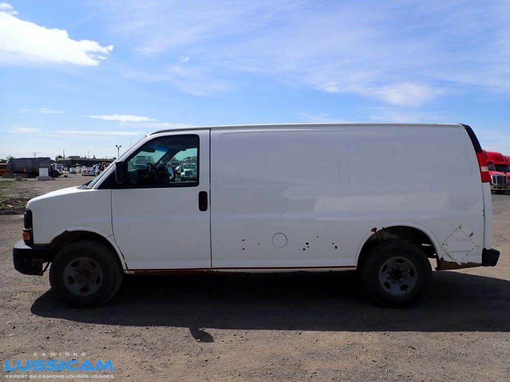 Chevrolet Express 2012