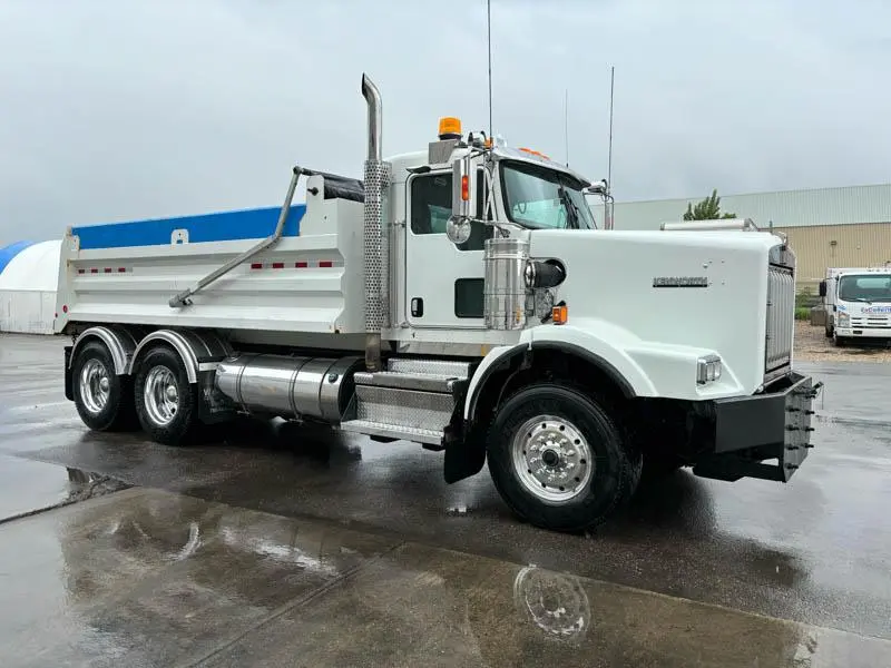 2018 Kenworth T800 Dump Truck