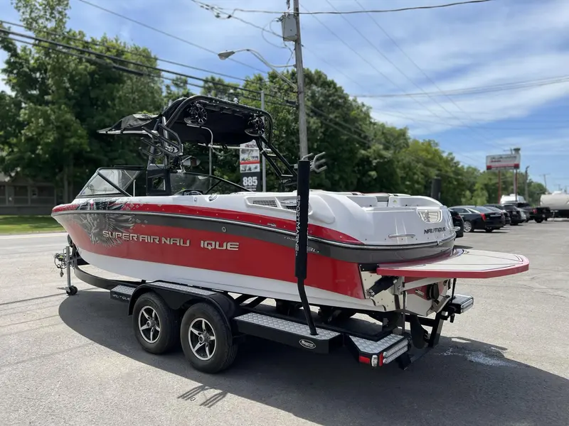 2012 SUPER AIR NAUTIQUE TEAM 230 **MODELE 23 PIEDS RARE SUR LE MARCHÉ**