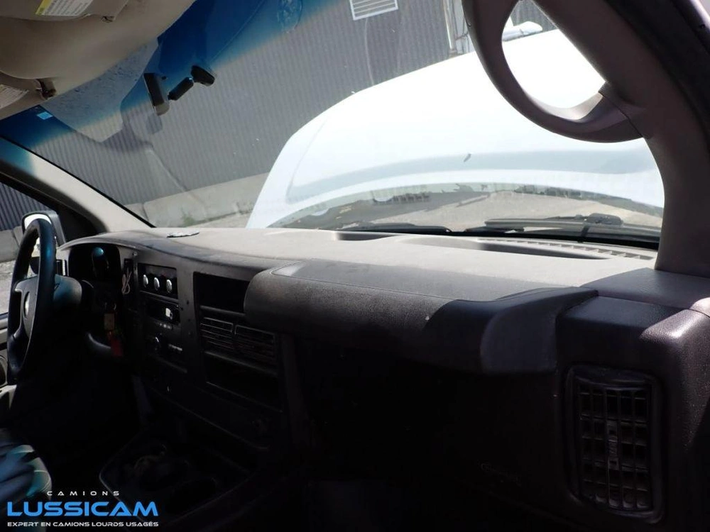 Chevrolet Express 2012