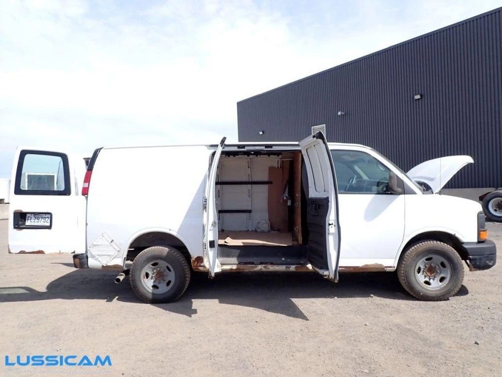 Chevrolet Express 2012