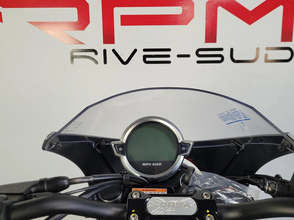Moto Guzzi V7 Stone Corsa *2.99% / 48 Mois💳 2024 alt