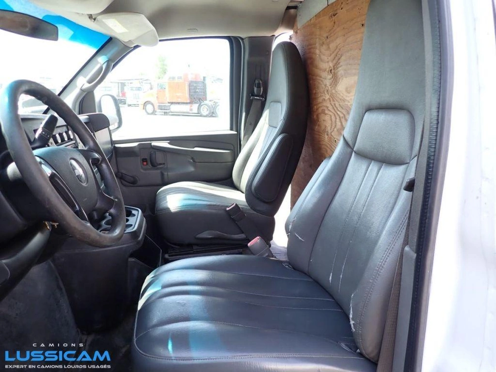Chevrolet Express 2012