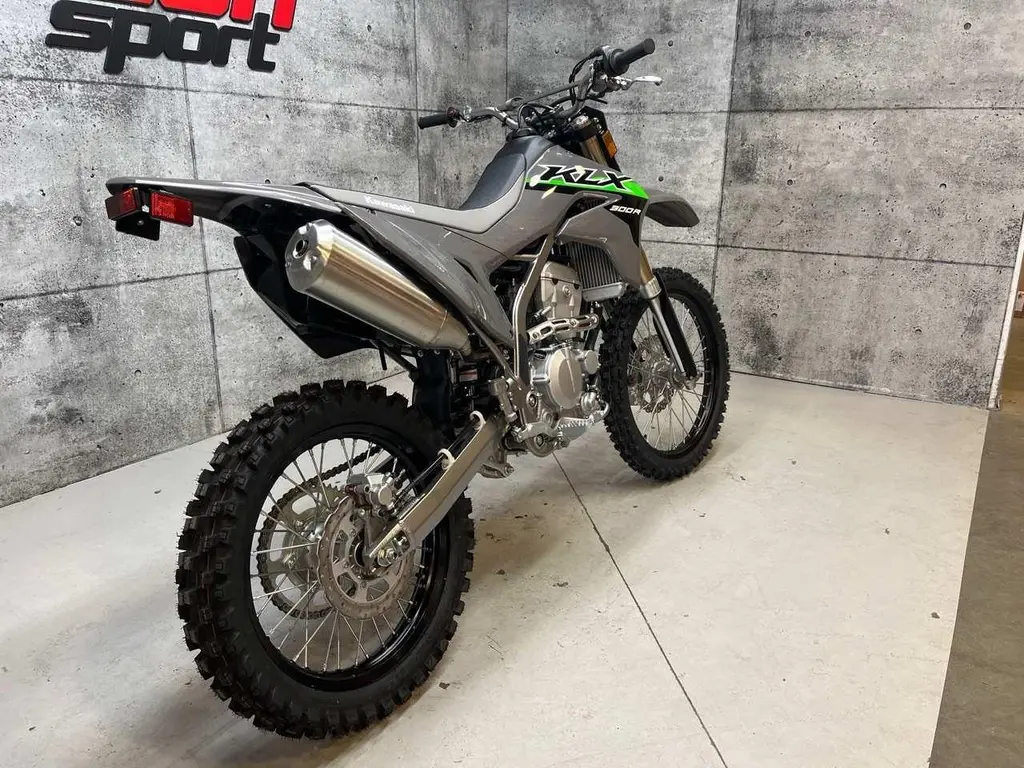 2024 Kawasaki KLX300R   (PLUS PROMO DE PROMO BNC $300 tx inc  acc/vet*)