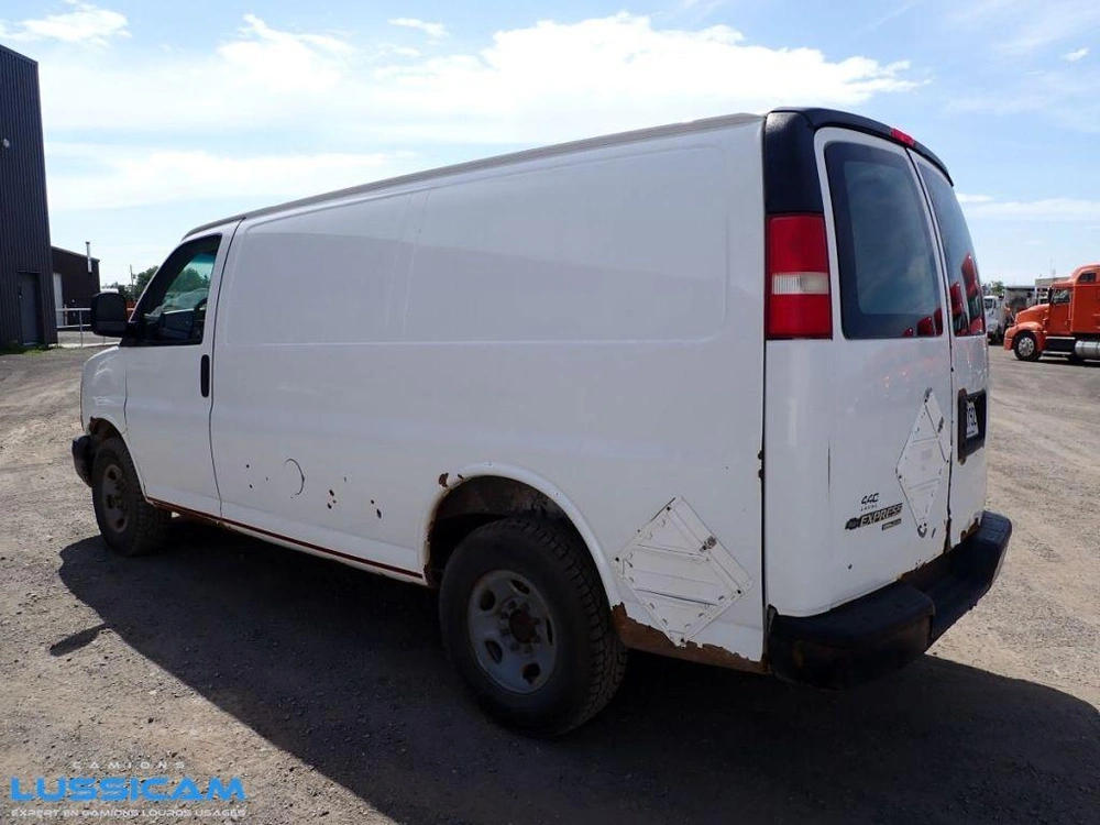 Chevrolet Express 2012
