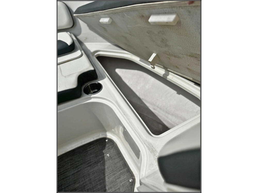 2018 Bayliner Vr5 Outboard alt