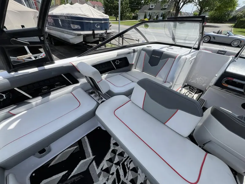 2012 SUPER AIR NAUTIQUE TEAM 230 **MODELE 23 PIEDS RARE SUR LE MARCHÉ**
