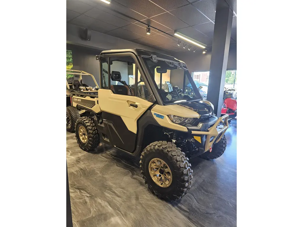 2024 Can-Am DEFENDER HD10 LIMITED CAB