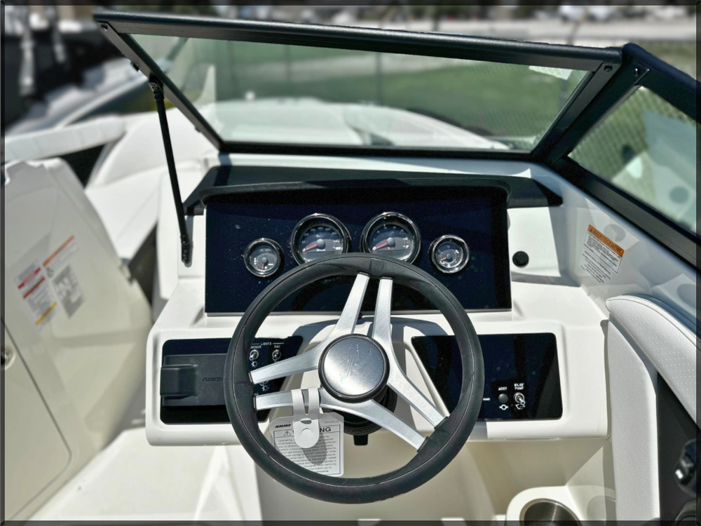 2023 Sea Ray Spo190 alt