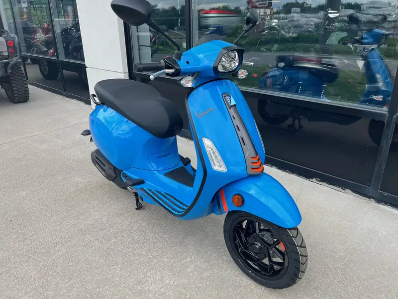 2025 Vespa Sprint 50 Sport