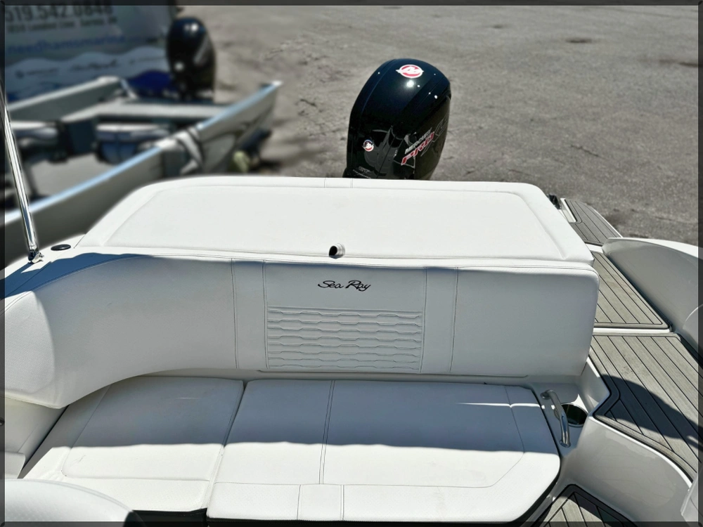 2023 Sea Ray Spo190 alt