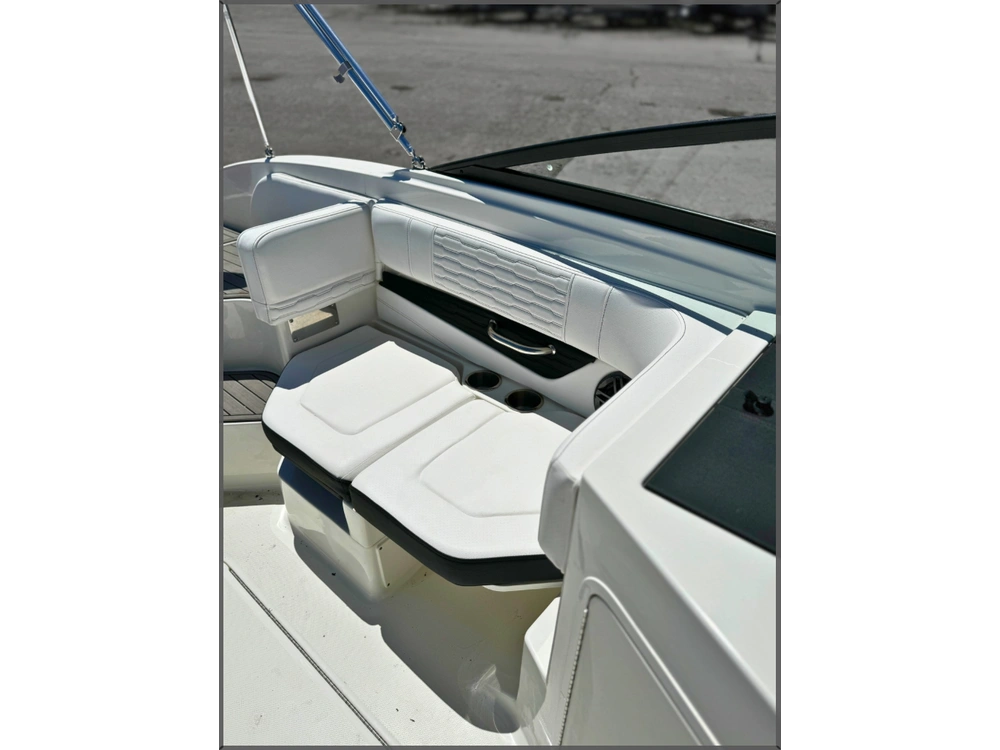 2023 Sea Ray Spo190 alt