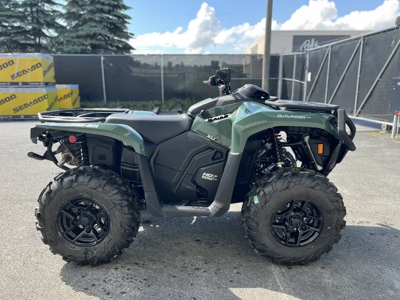2024 Can-Am OUTLANDER PRO XUHD7