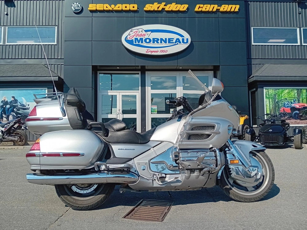 Honda Gl1800a 2005 alt
