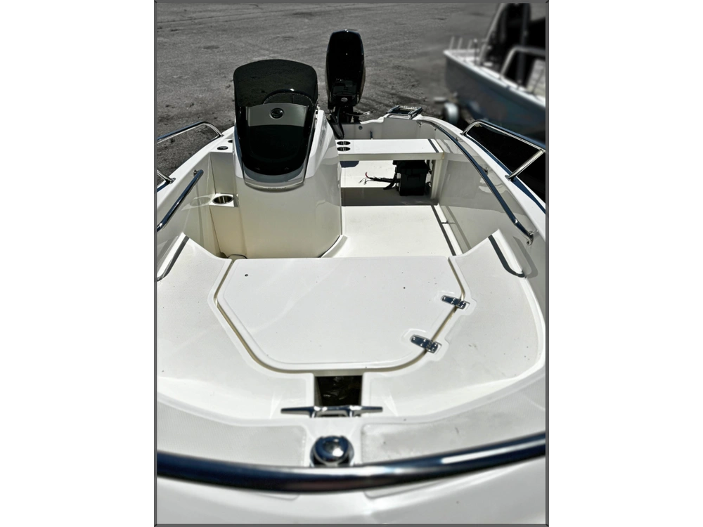 2024 Boston Whaler 130 Super Sport alt