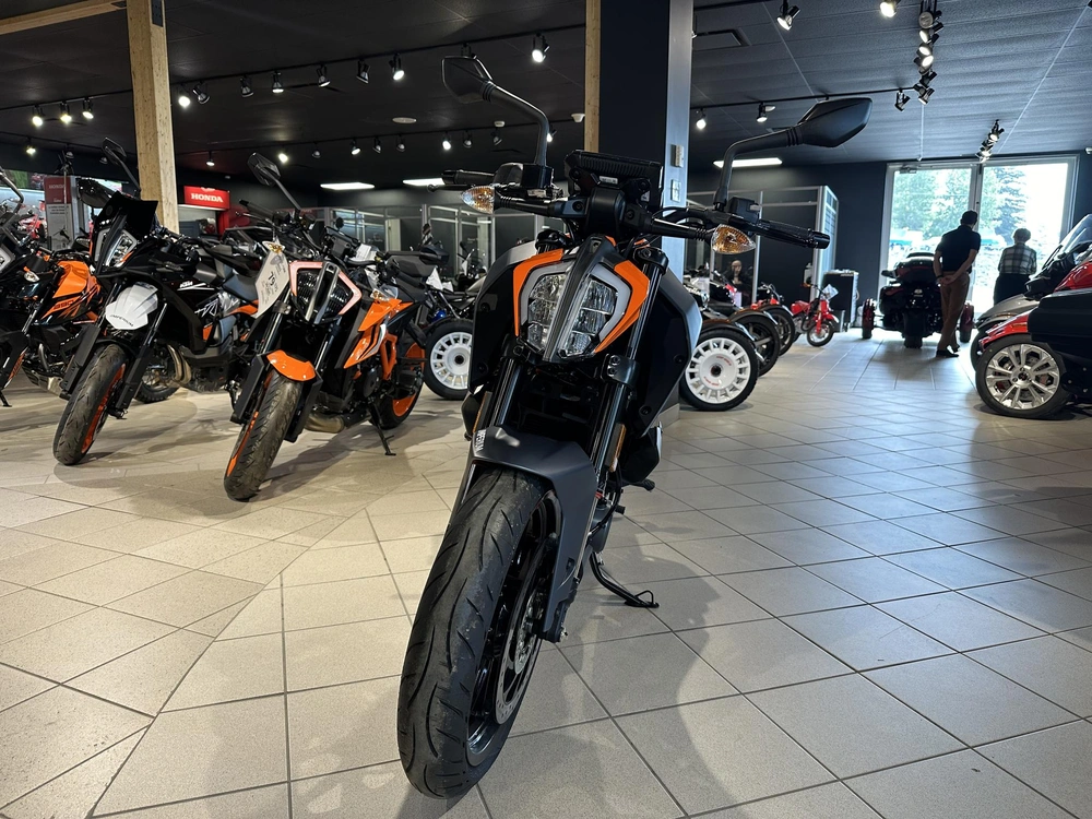 2023 Ktm 390 Duke alt