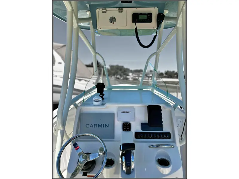 Sailfish 220 CC 2022