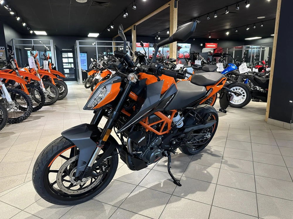 2023 Ktm 390 Duke alt