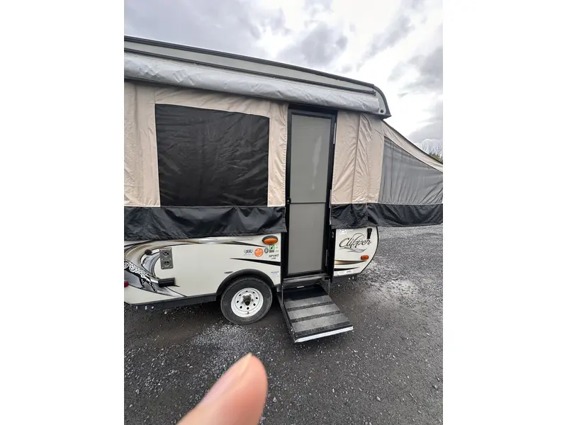 2016 Coachmen Clipper 106