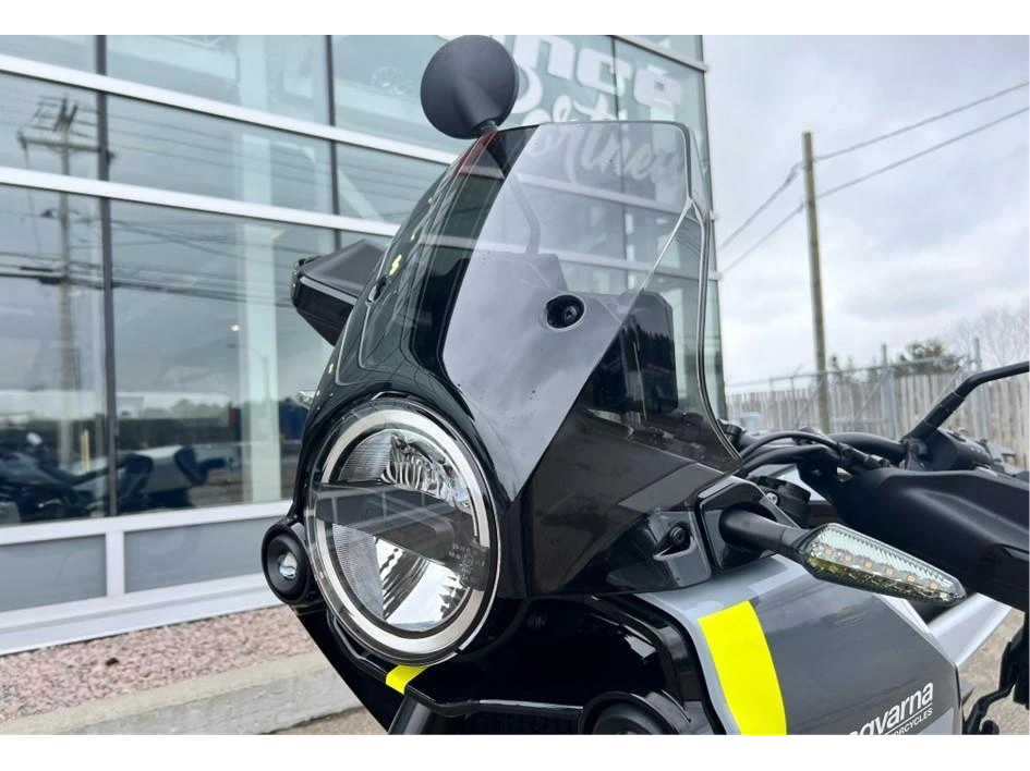 2024 Husqvarna Norden 901 alt